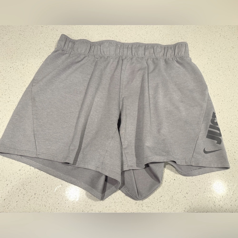 Women’s Nike Gray Athletic Shorts Lightweight
